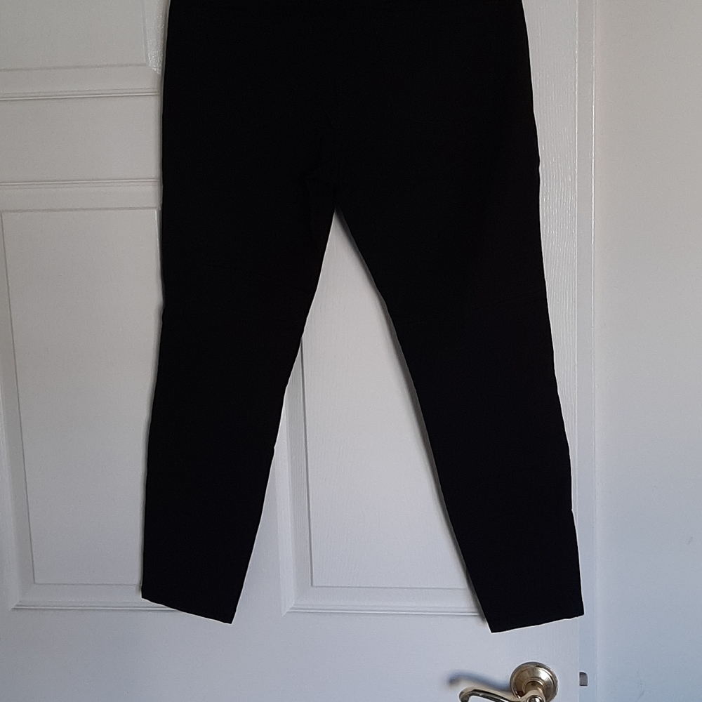 Pants - Picture 2 of 4